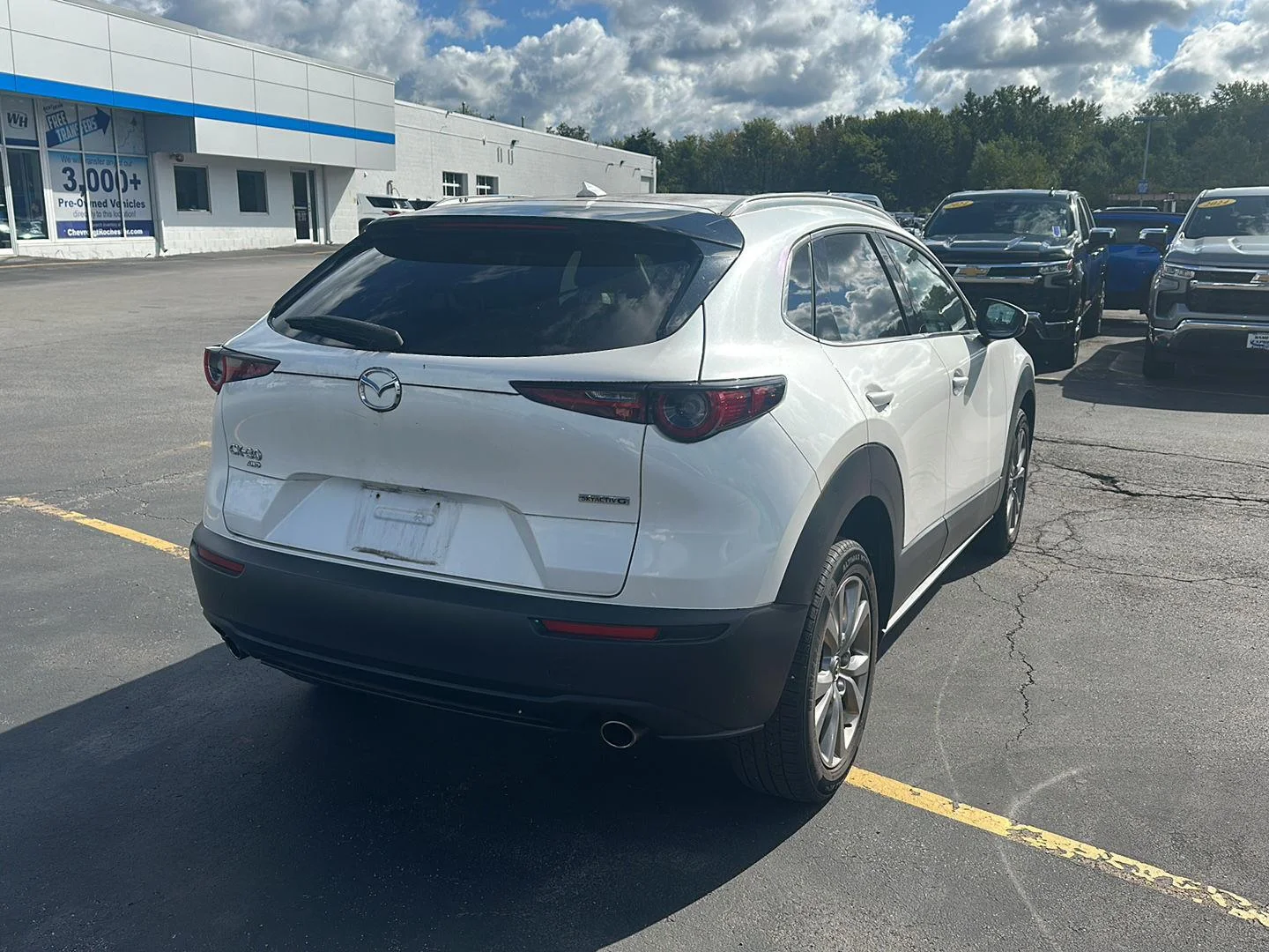 Used 2020 Snowflake White Pearl Mica Mazda Premium Package image 2