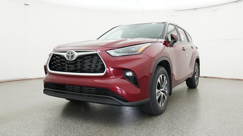 New 2026 Ruby Flare Pearl Toyota XLE image 19