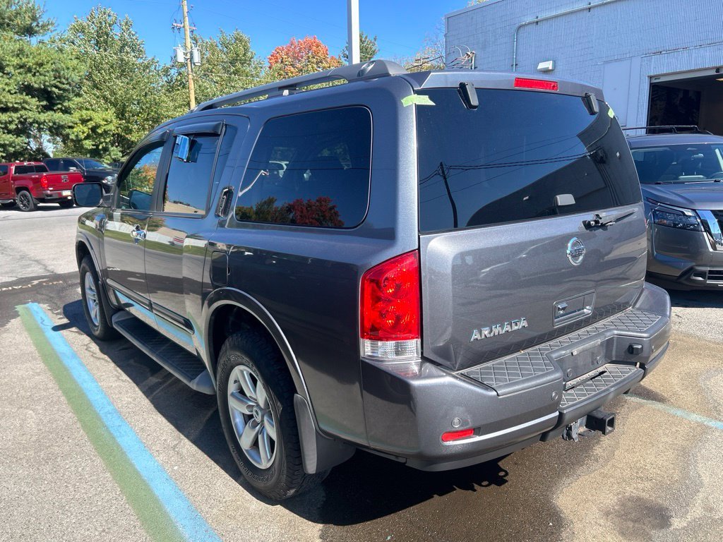 Used 2014 Gray Nissan SV image 7