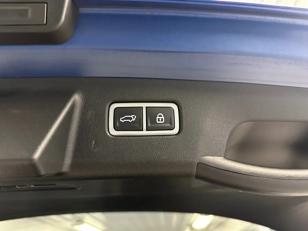 Certified Used 2022 Sapphire Blue Kia SX image 25