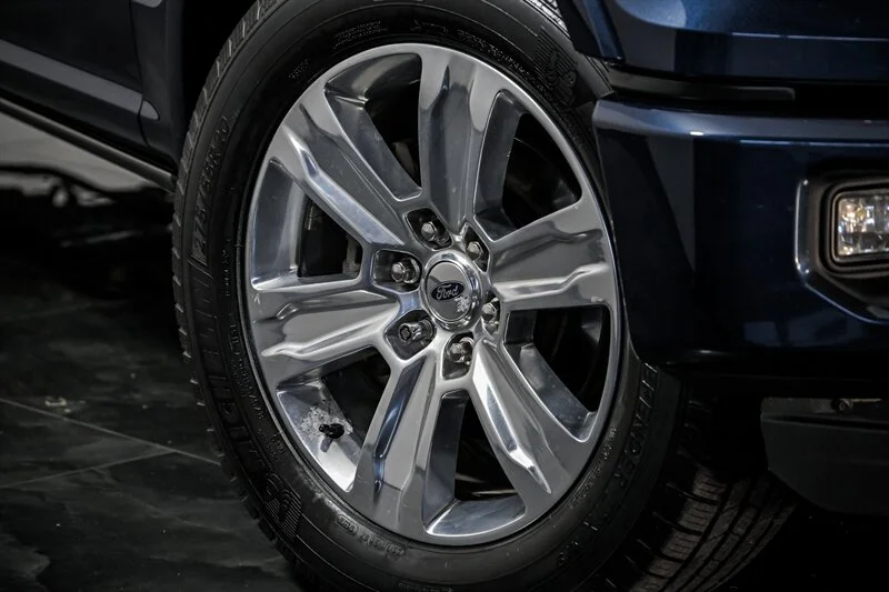 Used 2015 Blue Jeans Metallic Ford Platinum image 3