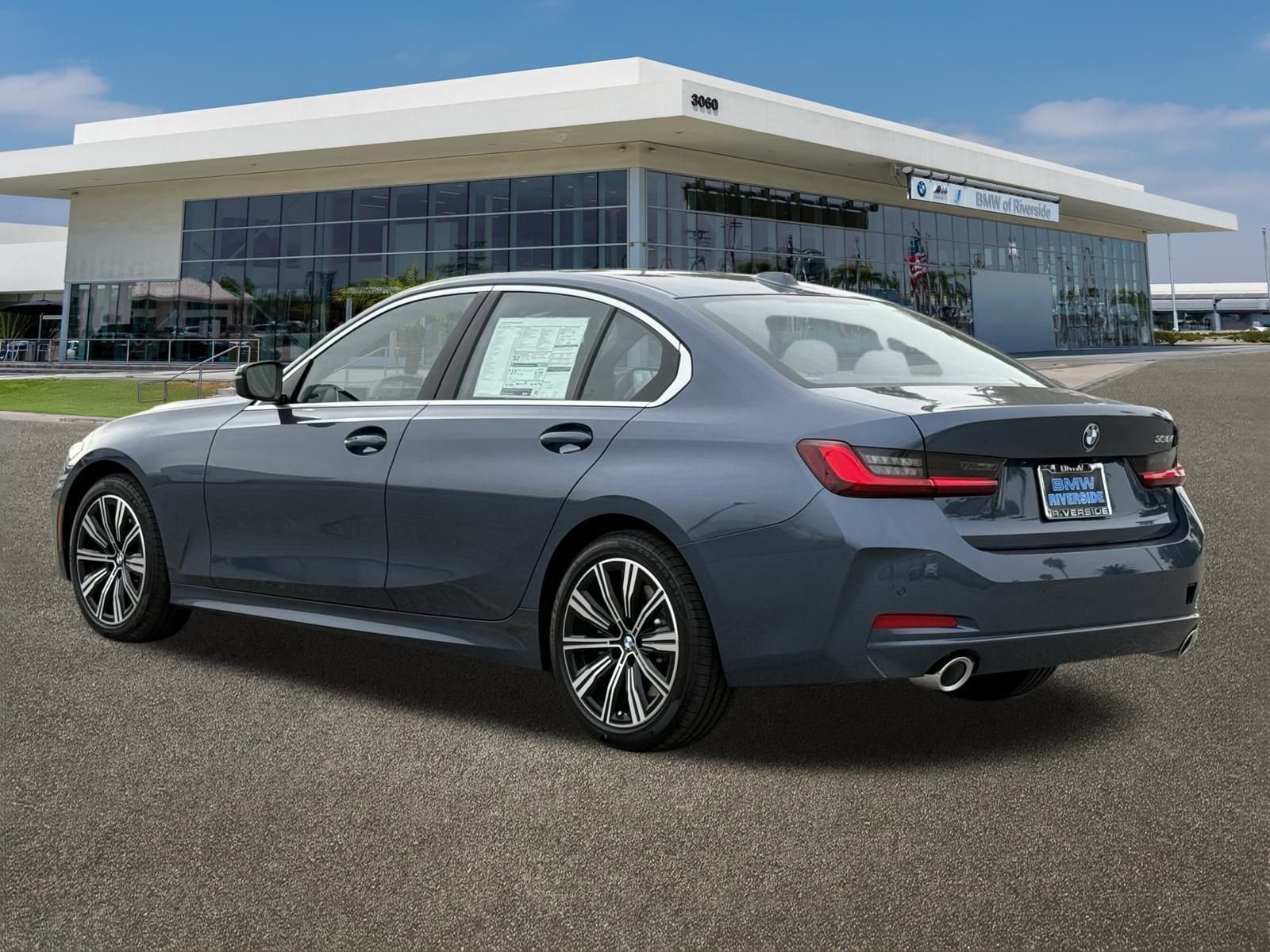 2026 BMW 3 Series 330i - Photo 8