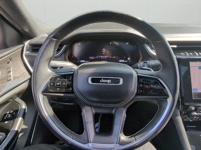 2022 Jeep Grand Cherokee Overland - Photo 25