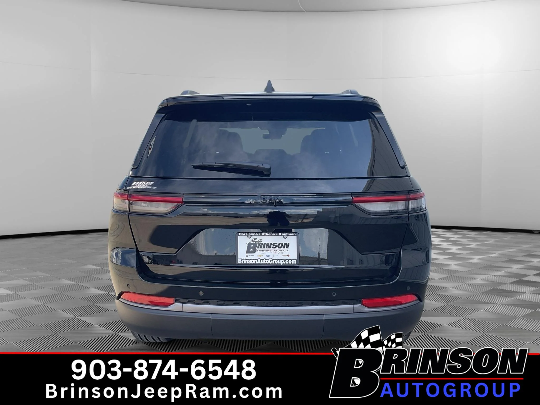 New 2027 High Gloss Black Jeep Limited image 4