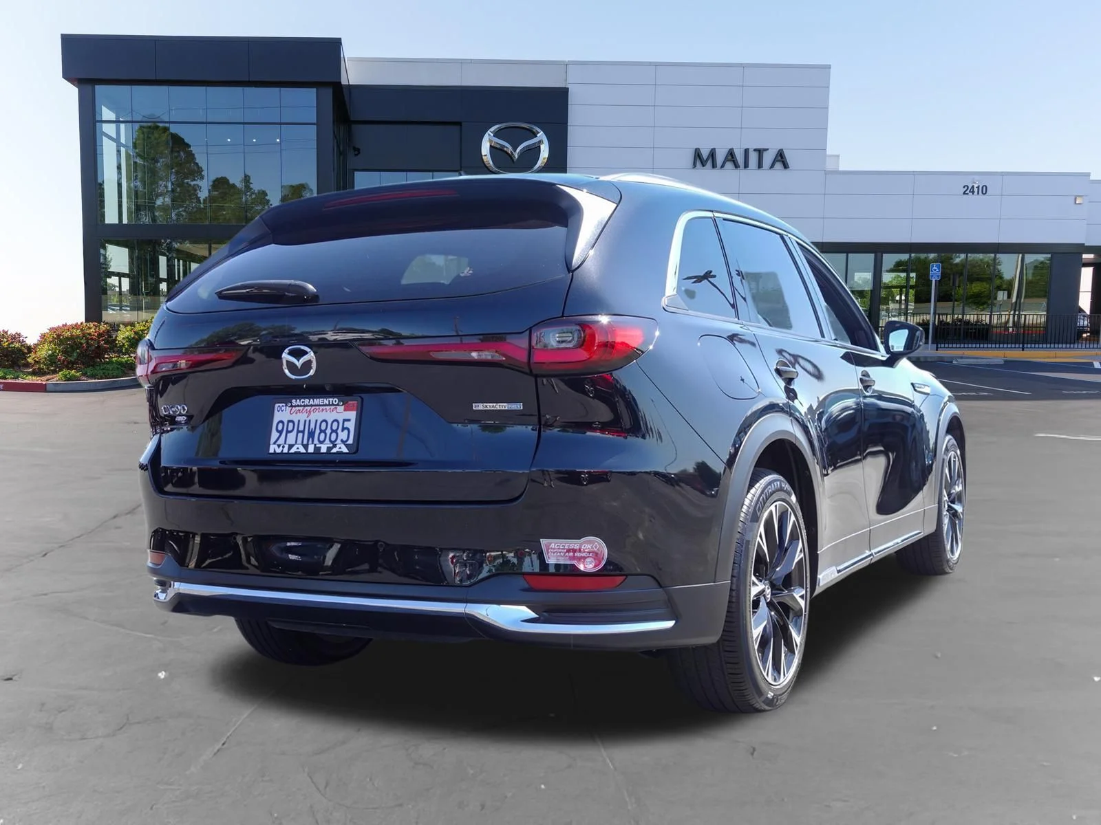 Certified Used 2024 Jet Black Mica Mazda Premium Plus image 4