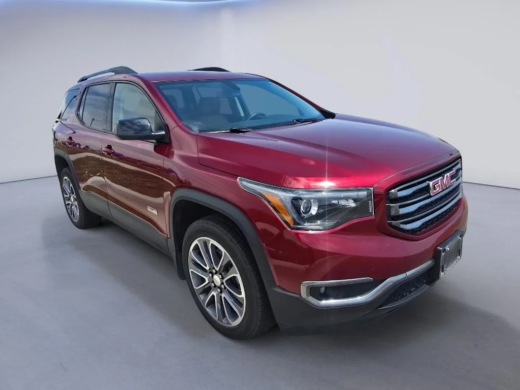 Used 2017 Crimson Red Tintcoat GMC SLT image 7