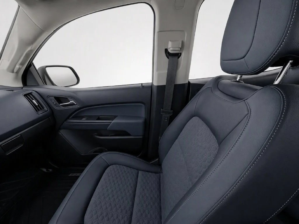 Certified Used 2022 Black Chevrolet Z71 image 29