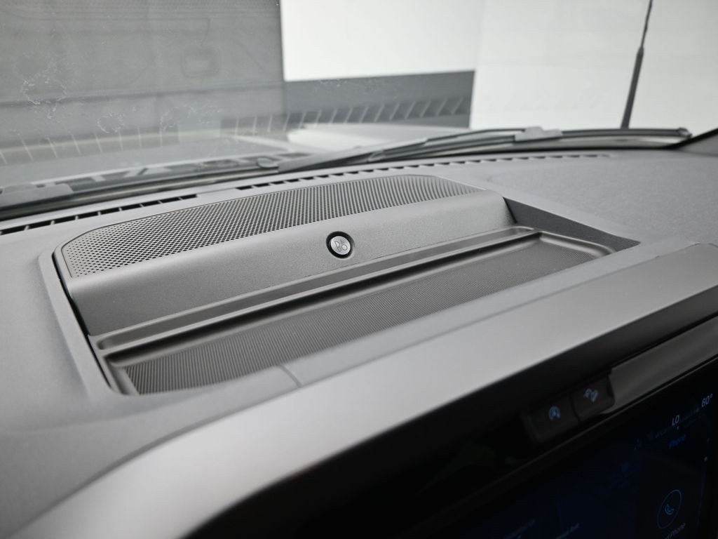 New 2026 Carbonized Gray Metallic Ford Lariat image 19