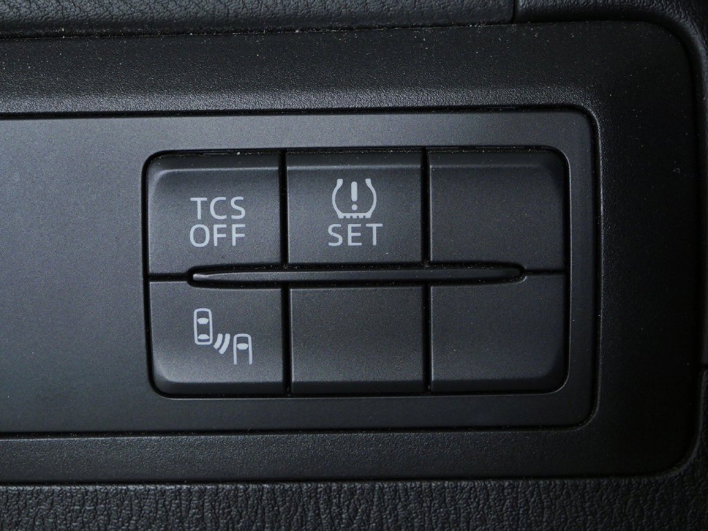 Used 2016 Black Mazda Touring image 35