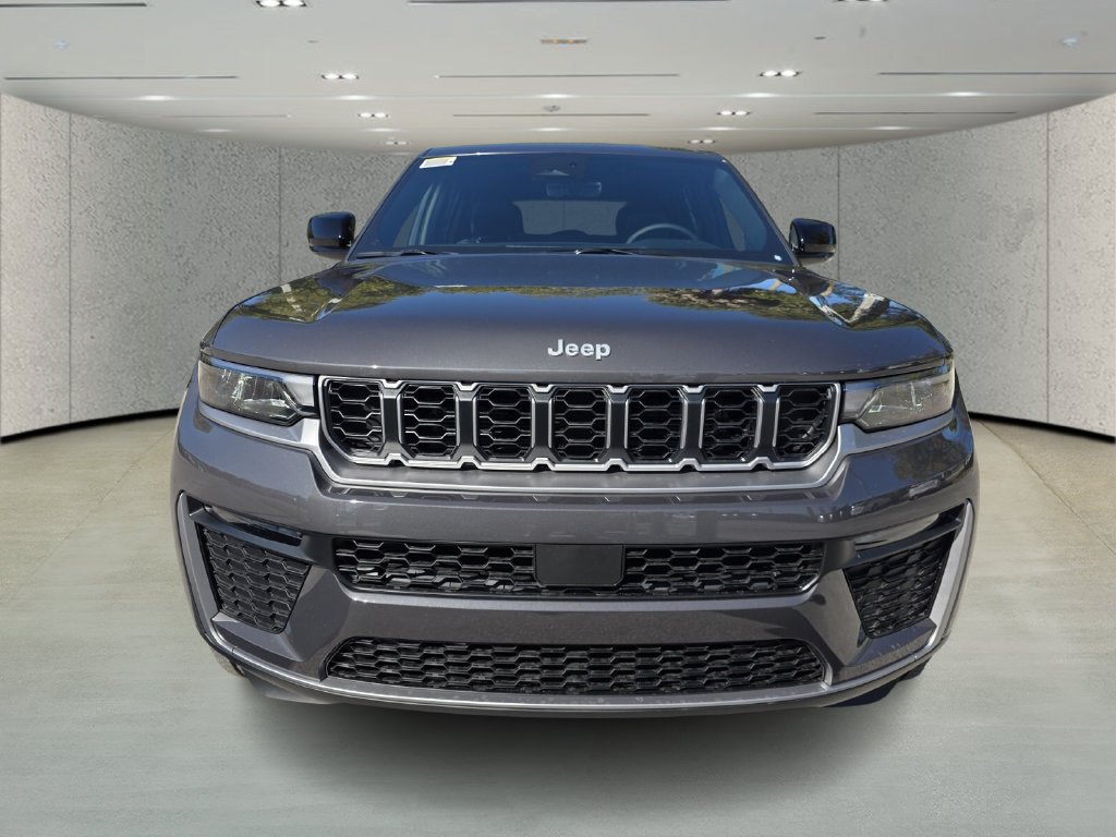 New 2026 Baltic Gray Metallic Clear-Coat Exterior Paint Jeep Limited image 2