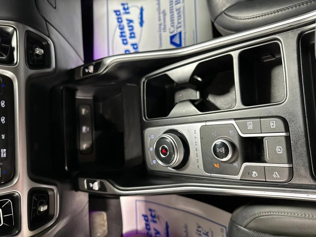 Used 2022 Gray Kia S image 12