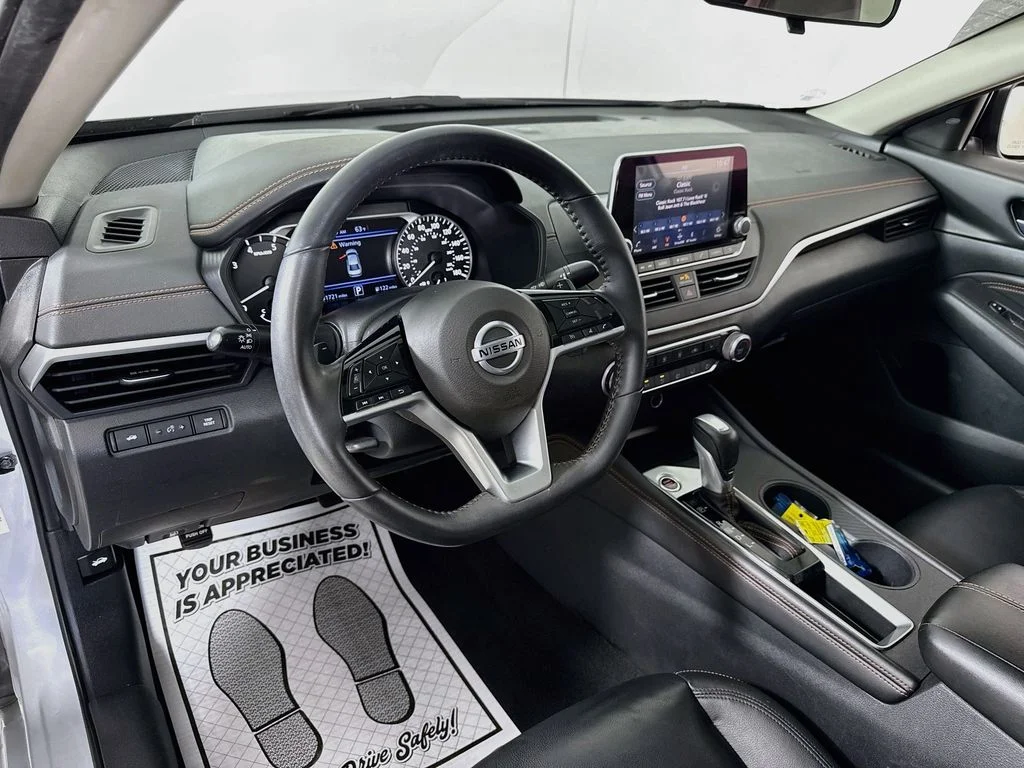 Used 2021 Brilliant Silver Metallic Nissan 2.0 SR image 16