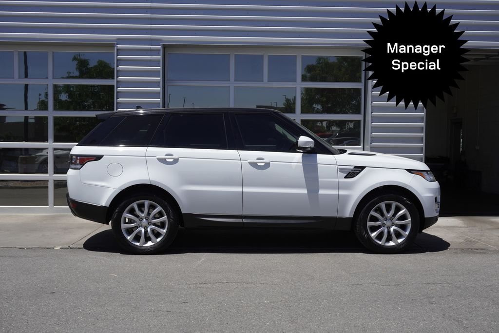 Used 2016 White Land Rover 3.0L V6 Supercharged HSE image 7