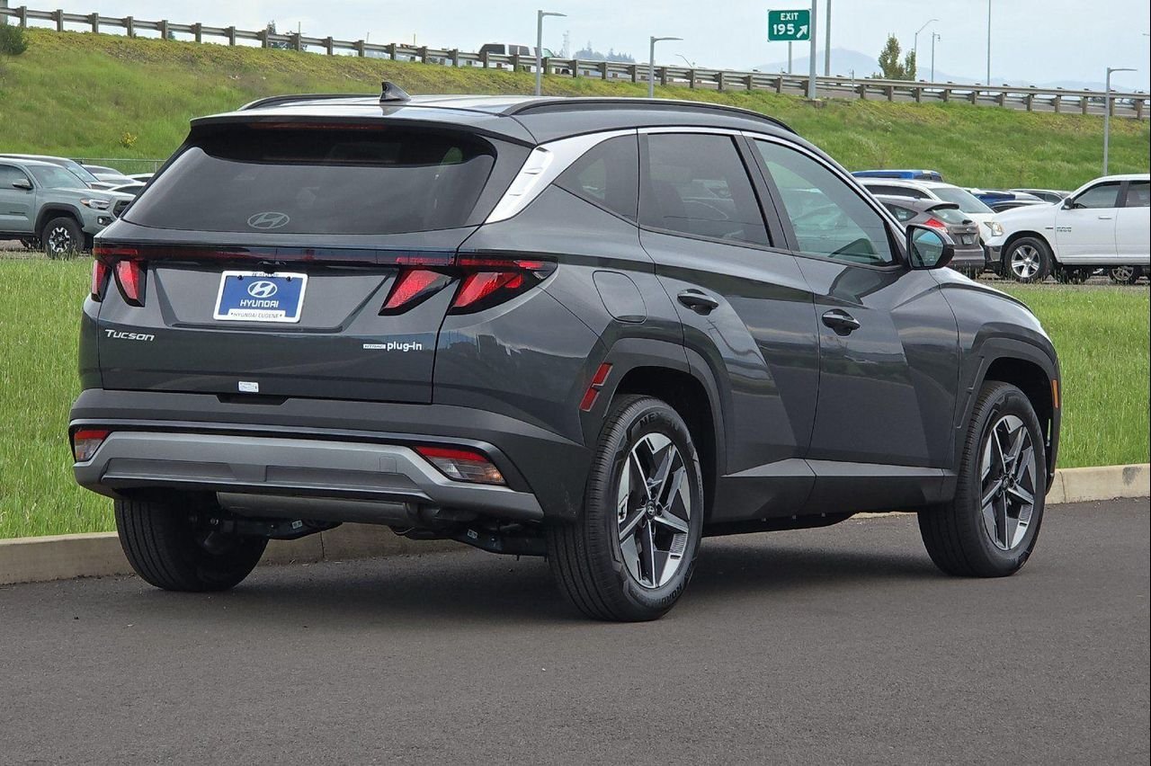 New 2026 Gray Hyundai SEL image 3