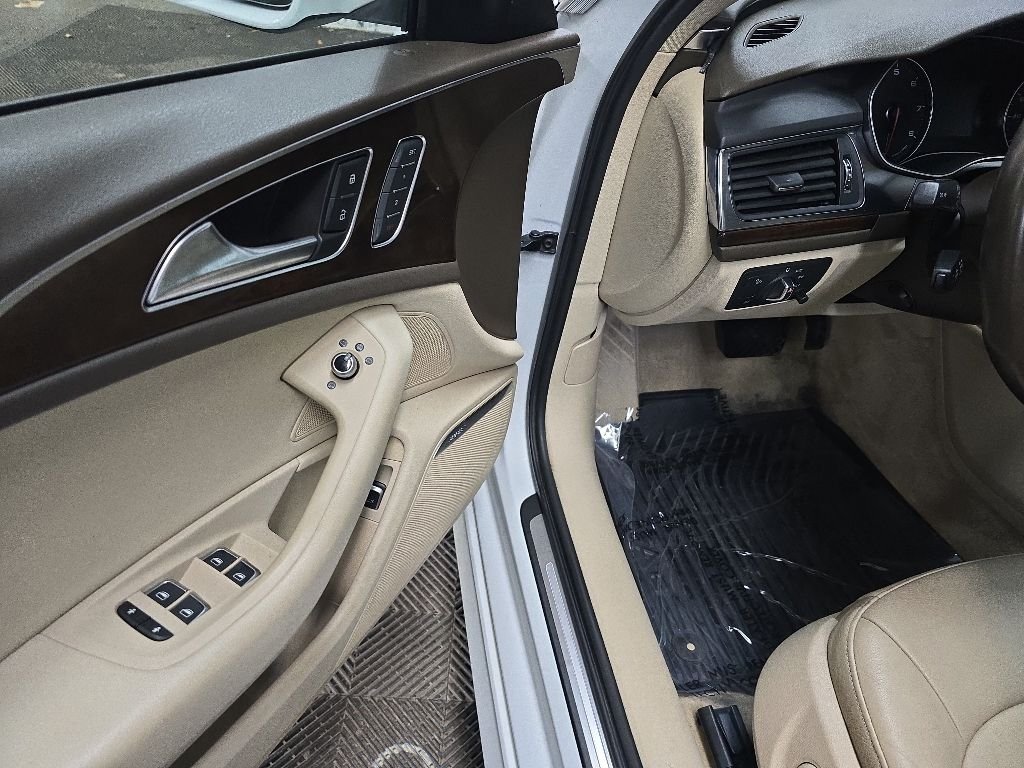 Used 2018 White Audi 2.0T Premium Plus image 28