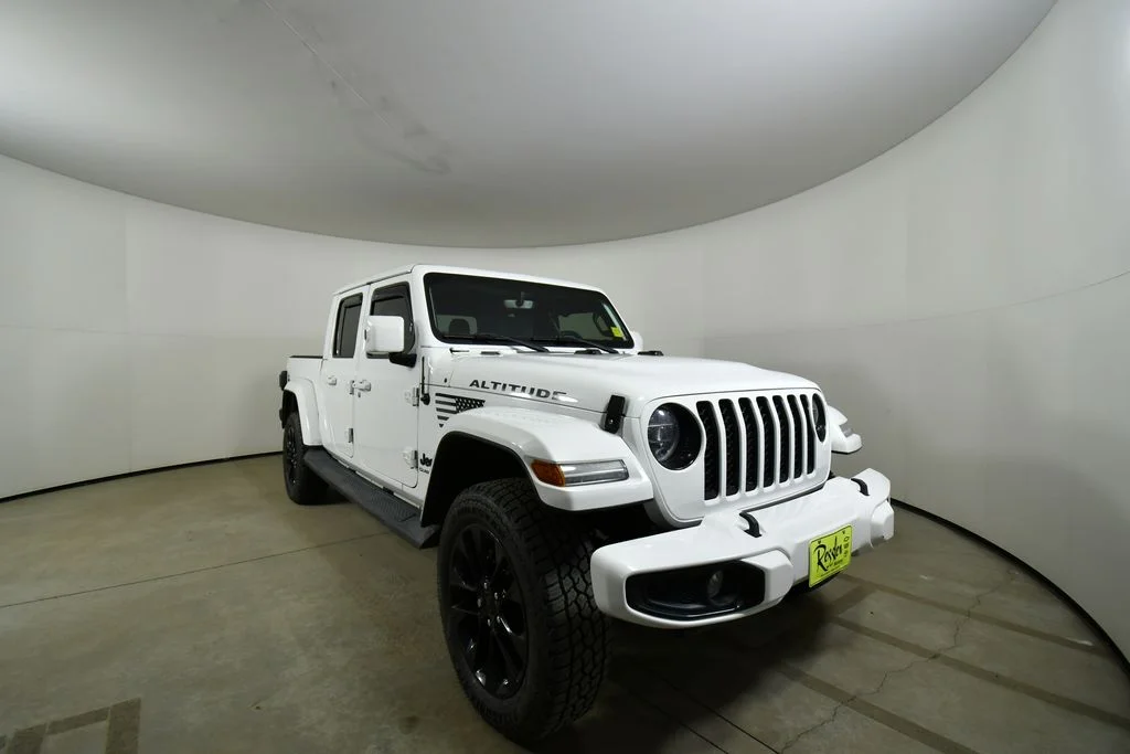 Used 2021 White Jeep Overland image 8