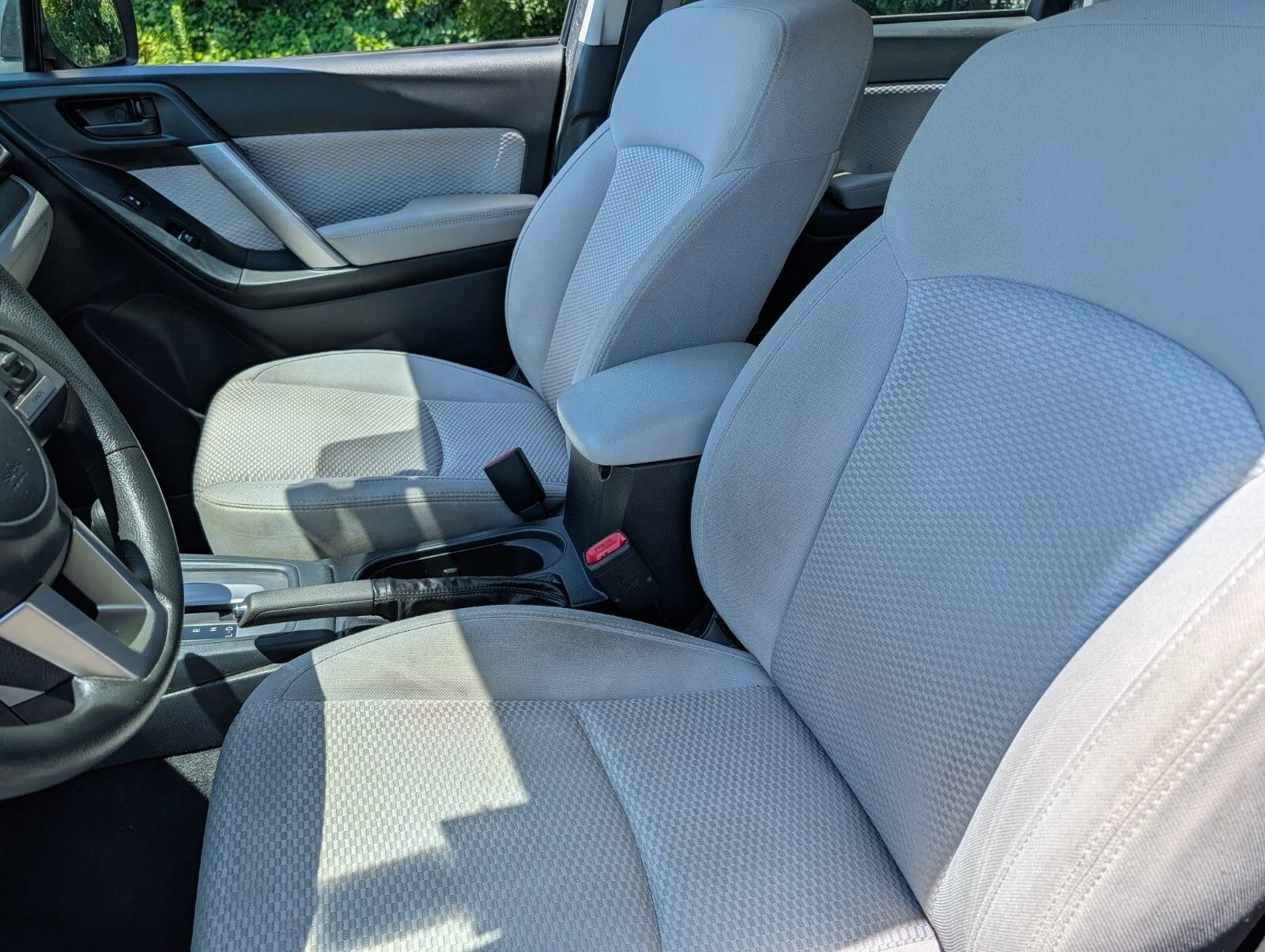 Used 2018 Gray Subaru 2.5i image 14