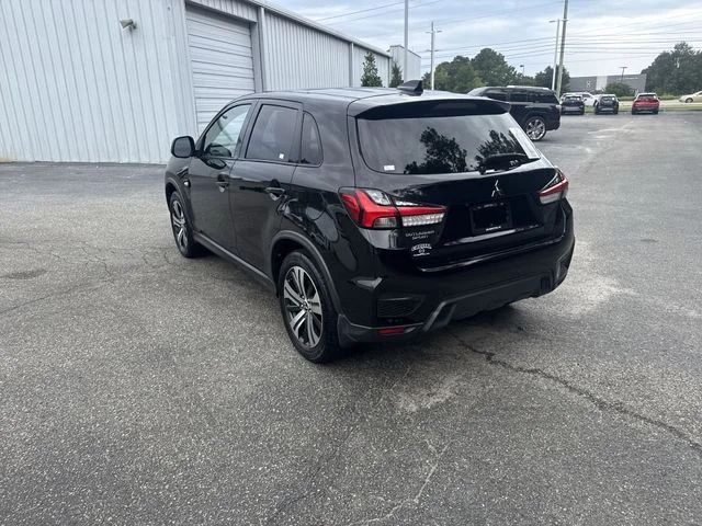 Used 2020  Mitsubishi 2.0 ES image 7