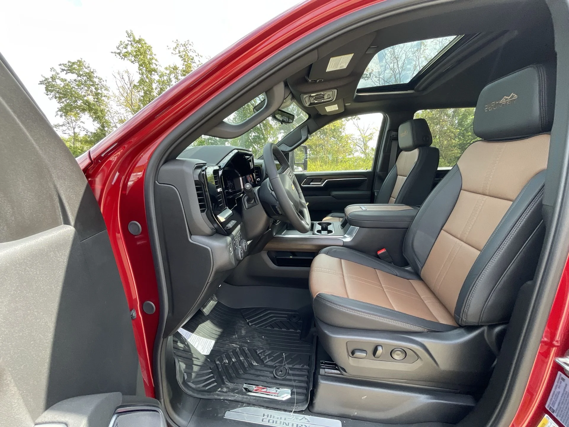 New 2025 Radiant Red Tintcoat Chevrolet High Country image 21