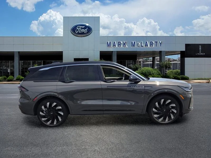 Used 2025 Dark Gray Metallic LINCOLN BLACK LABEL AWD image 6