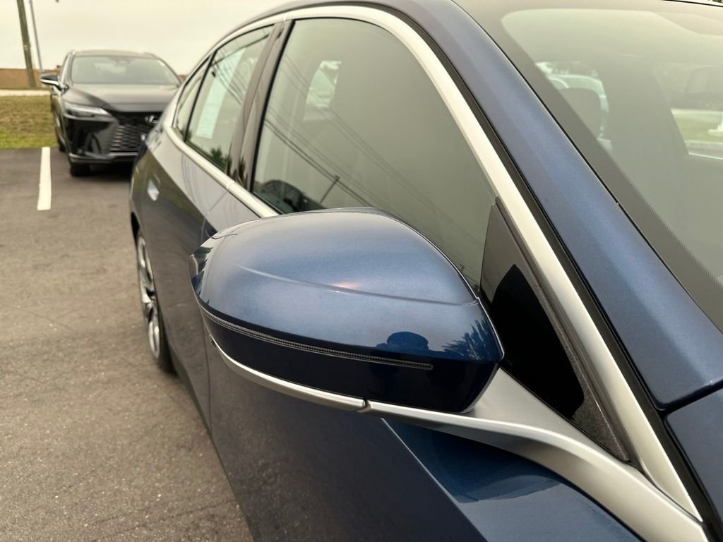 Certified Used 2024 Phytonic Blue Metallic BMW 540i xDrive image 31