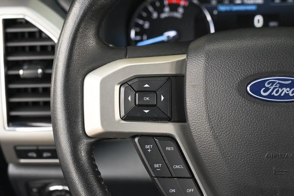 Used 2022 Black Ford Lariat image 11