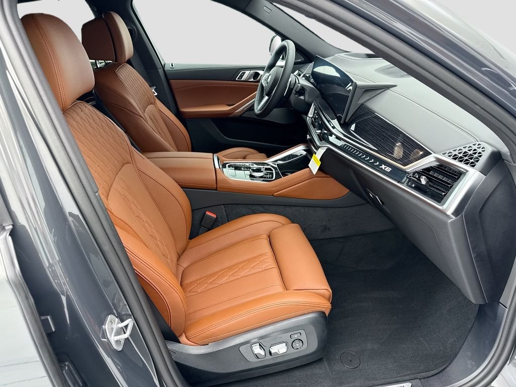 New 2027 Gray Metallic BMW xDrive40i image 19