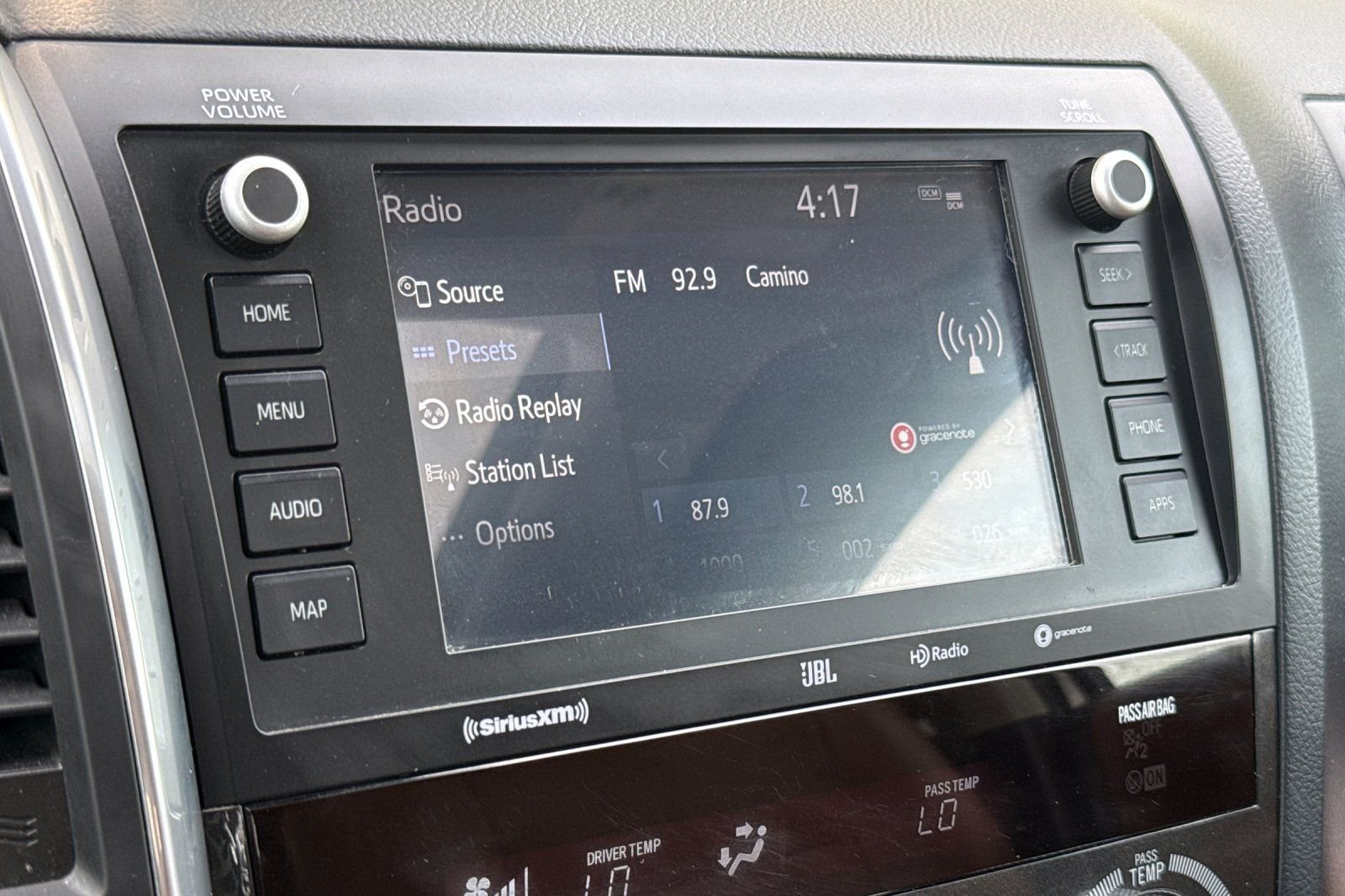 Used 2021  Toyota Platinum image 18