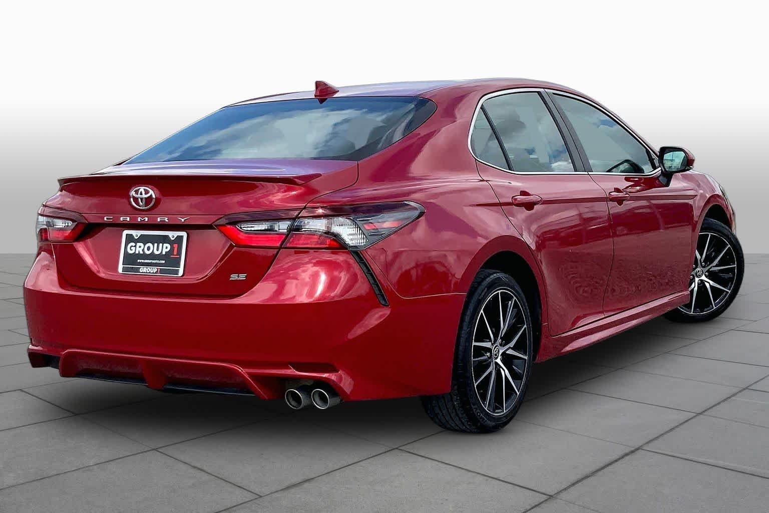 Used 2022 Supersonic Red Toyota SE image 13