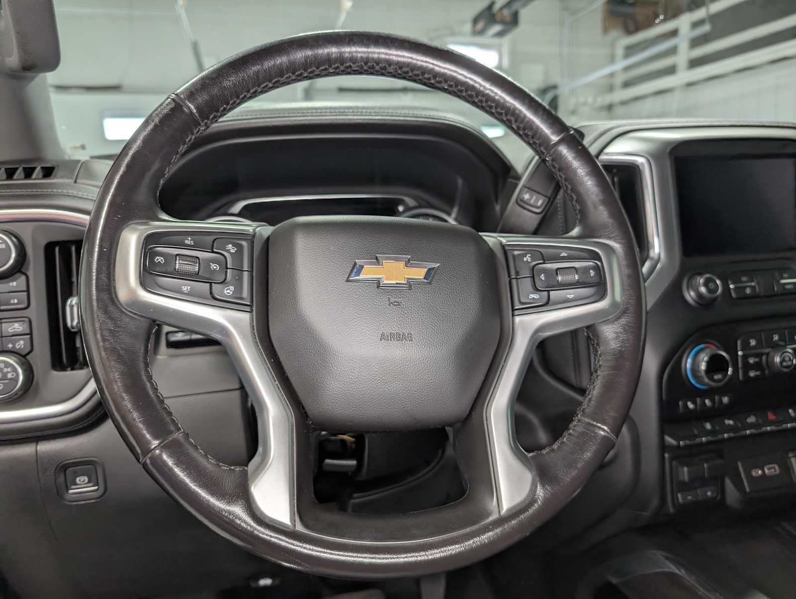 Used 2020 Shadow Gray Metallic Chevrolet LTZ image 35