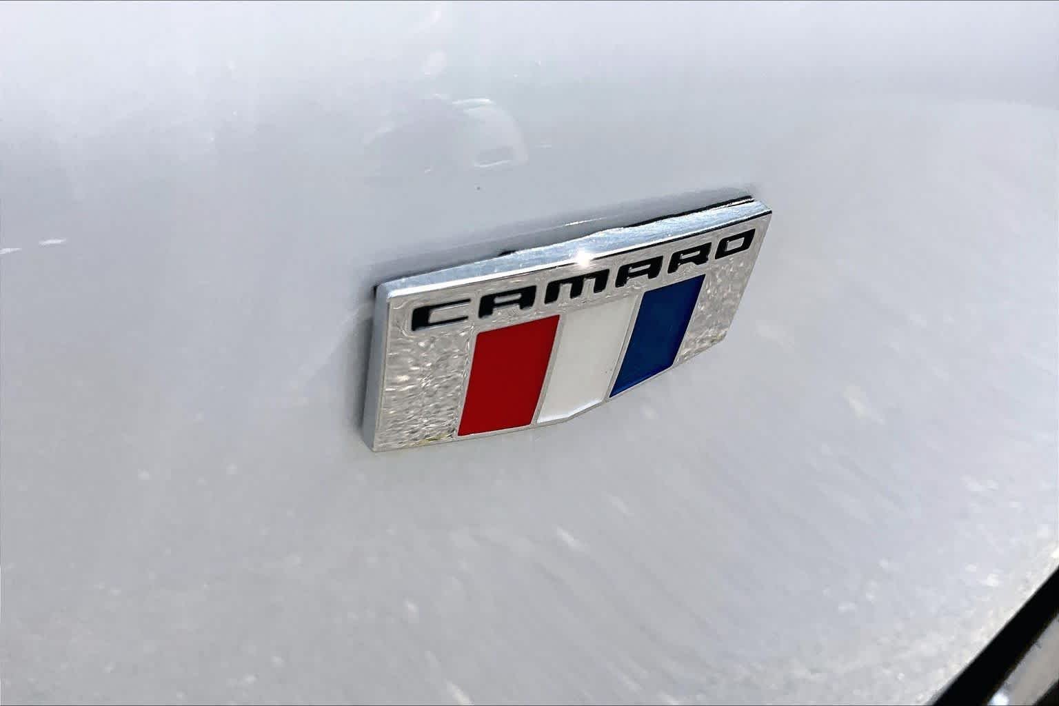Used 2024 Summit White Chevrolet 3LT image 10