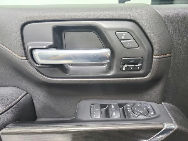 Used 2023 Black GMC AT4 image 33