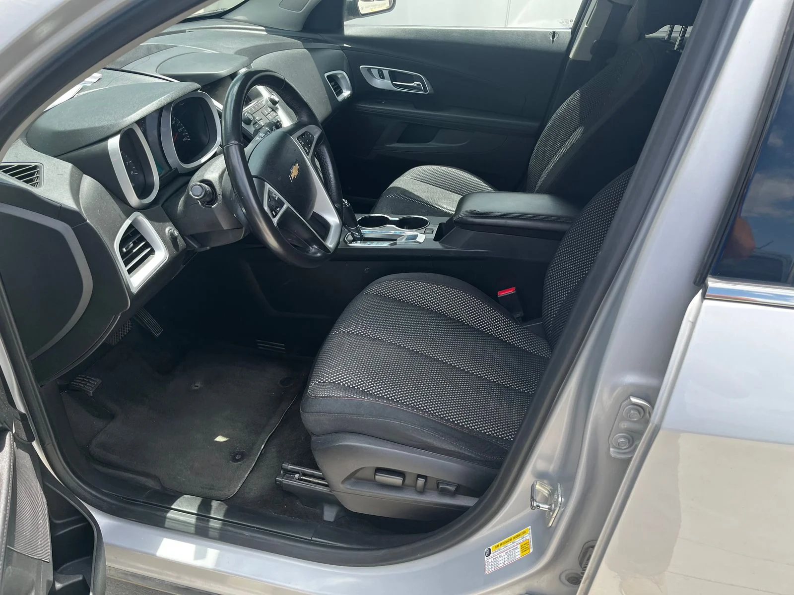 Used 2017 Silver Chevrolet LT image 5