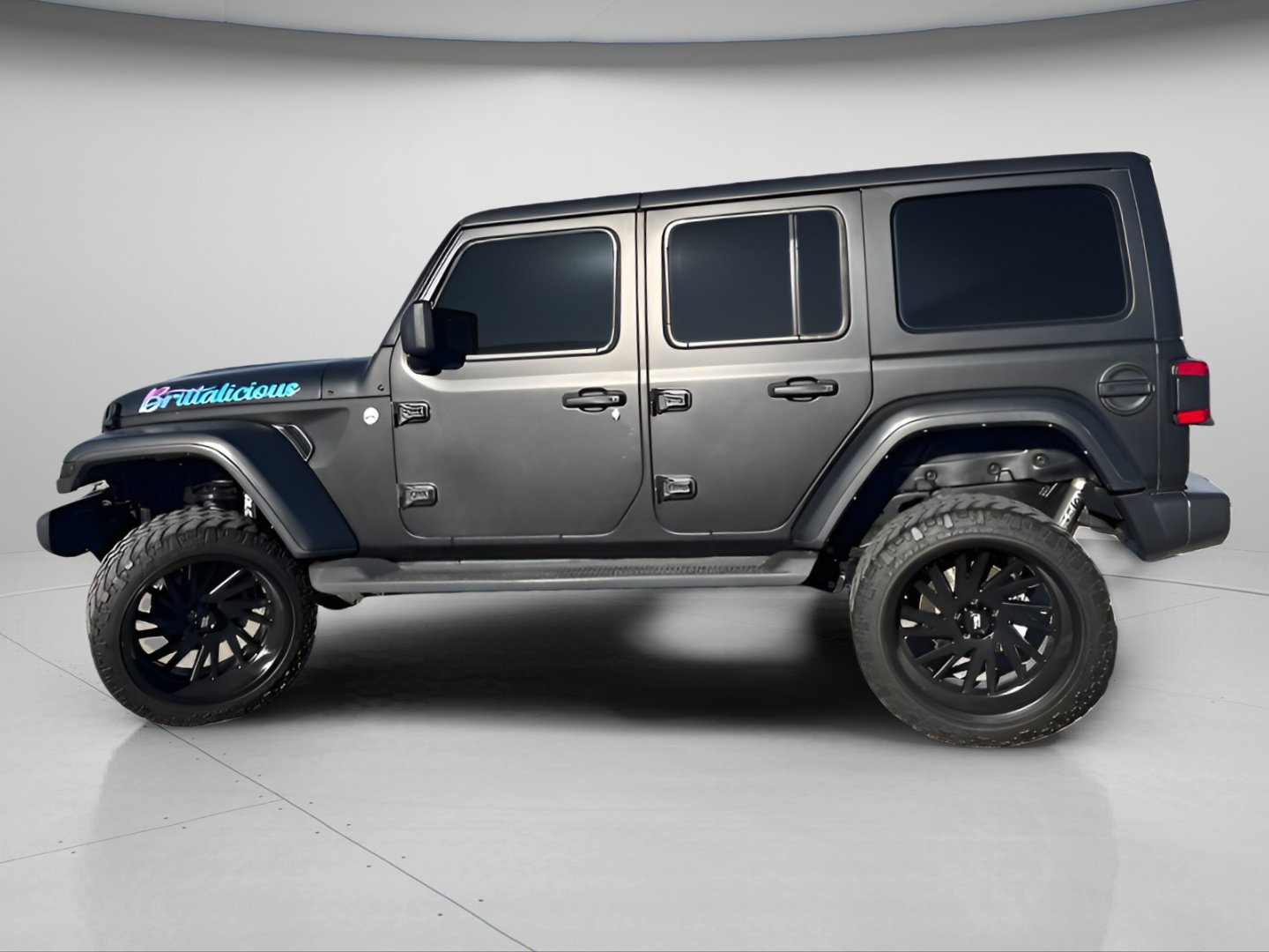 Used 2024 Anvil Clear Coat Jeep Sahara image 13