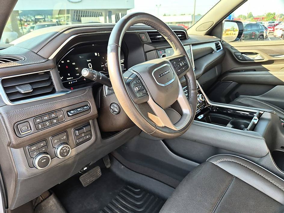 Used 2022 White Frost GMC Denali image 16
