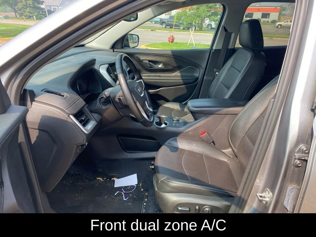 Used 2024 Silver GMC SLT image 9