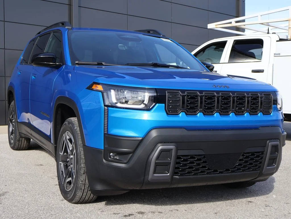New 2026 Hydro Blue Pearl-Coat Exterior Paint Jeep Laredo image 5