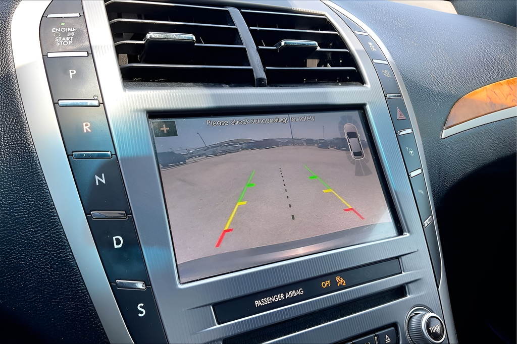 Used 2019 Gray Lincoln Reserve image 13