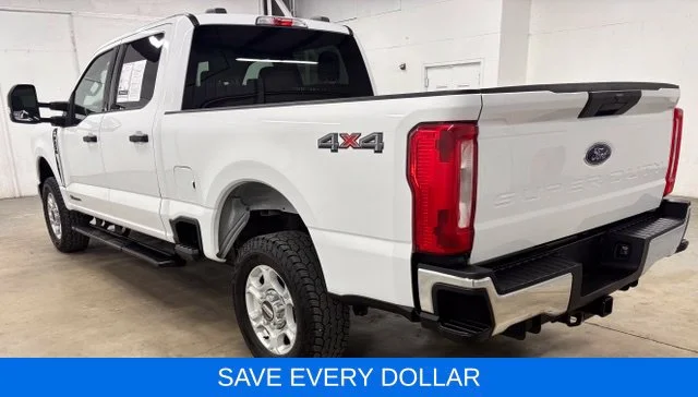Used 2025 White Ford XLT image 4