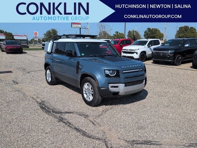 Used 2020 Tasman Blue Metallic Land Rover S image 1