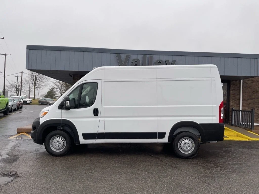 New 2025 Bright White Clearcoat RAM High Roof image 7