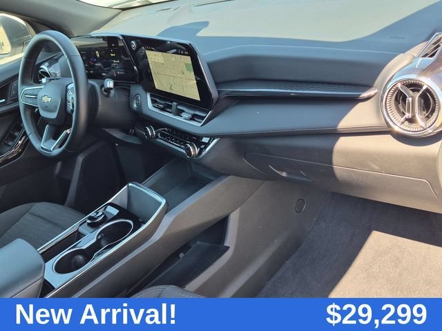 Used 2026 Summit White Chevrolet LT image 29