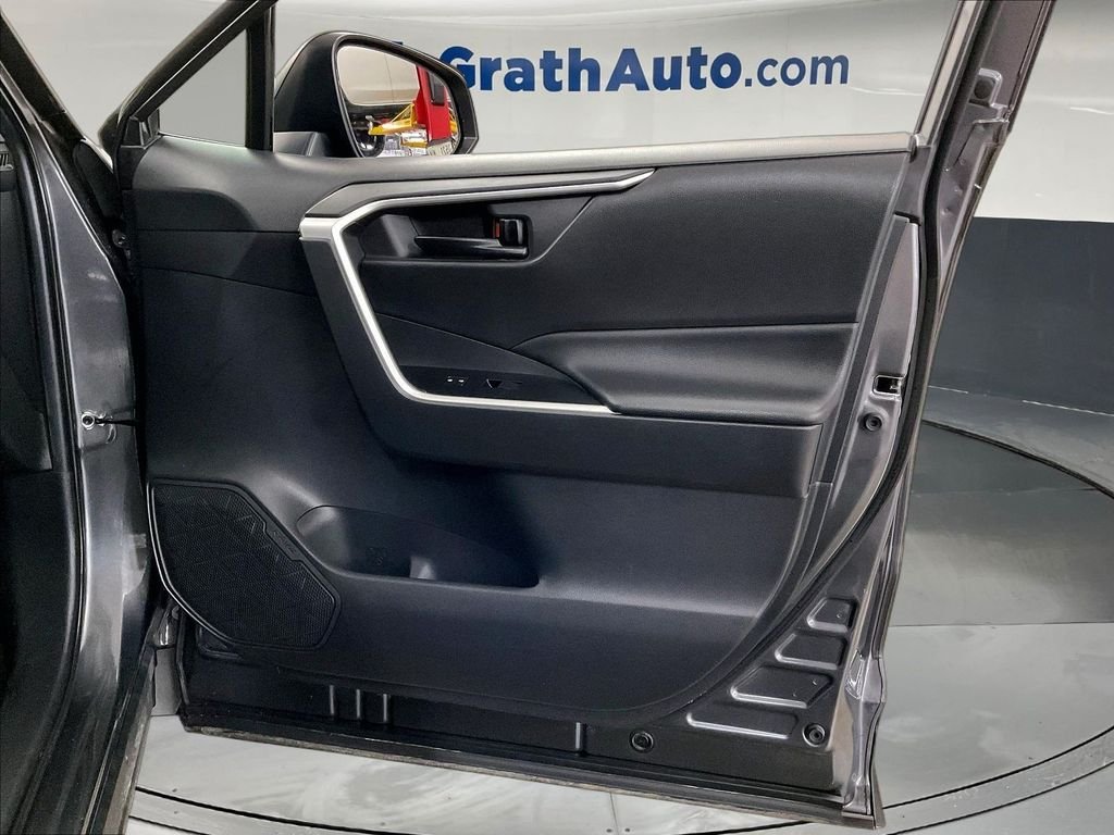 Used 2020 Gray Toyota LE image 28