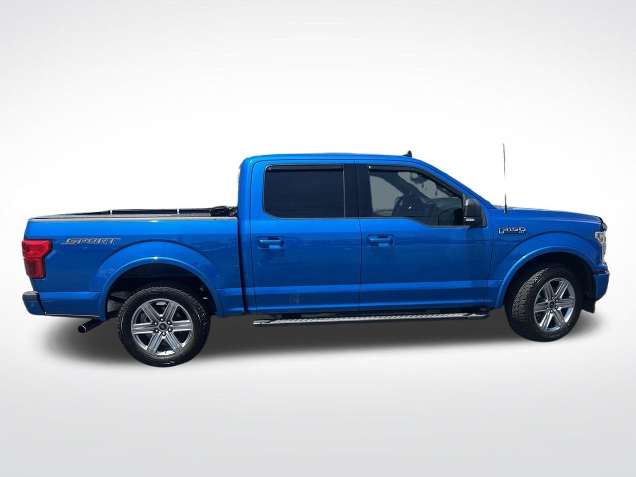 Used 2019 Blue Ford XLT image 7