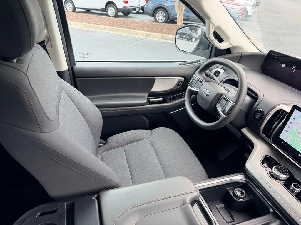 Used 2025 White Ford Active image 15