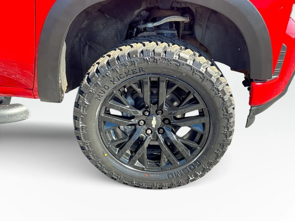 Used 2020 Red Chevrolet RST image 11