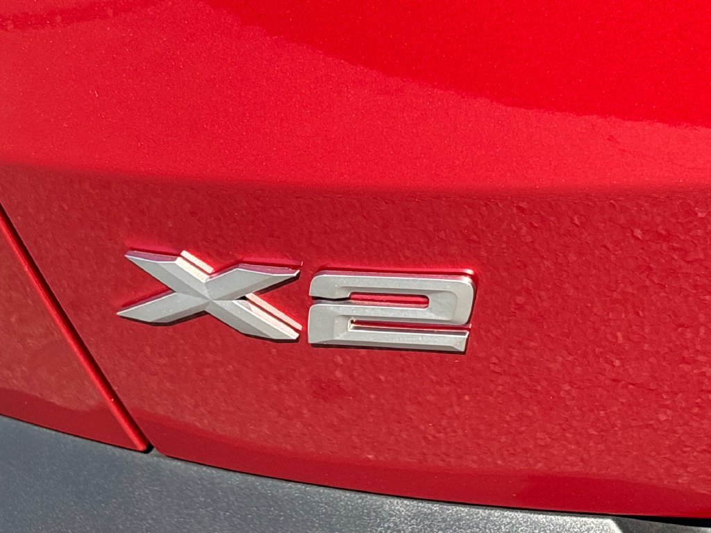 Used 2026 Red Metallic BMW xDrive28i image 11