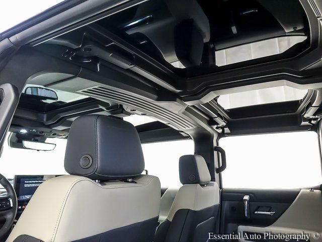 2026 GMC HUMMER EV 2X - Photo 10