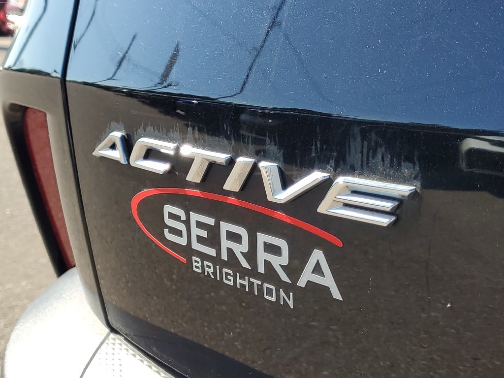 Used 2023 Black Ford Active image 6