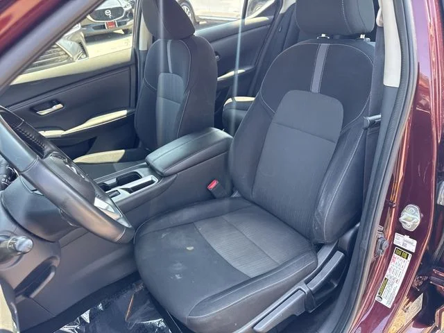 Used 2022 Red Nissan SV image 29